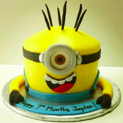 Naughty Minion Cake