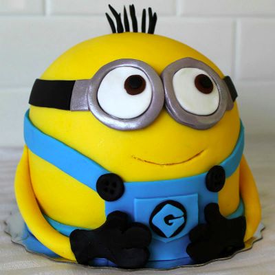 Mischievous Minion Cake