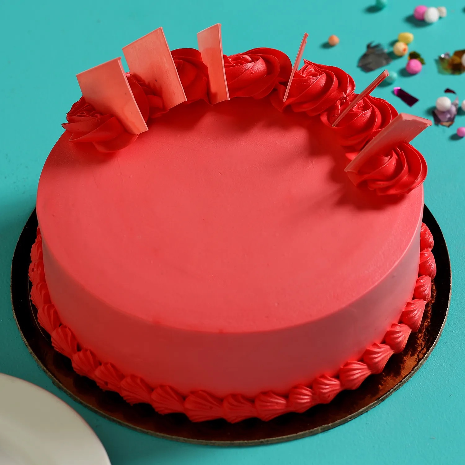  Red Strawberry Sponge Cake